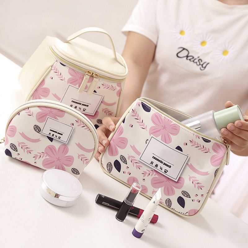 C100 Waterproof PU Leather Flower Cosmetic Bag